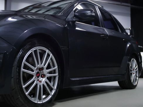 Used 2011 Subaru Impreza WRX STI image 8