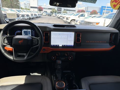 Used 2024 Ford Bronco Big Bend AWD/4WD image 30