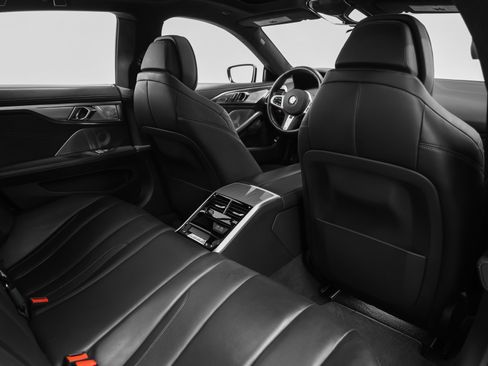 Used 2022 BMW M850i xDrive image 29