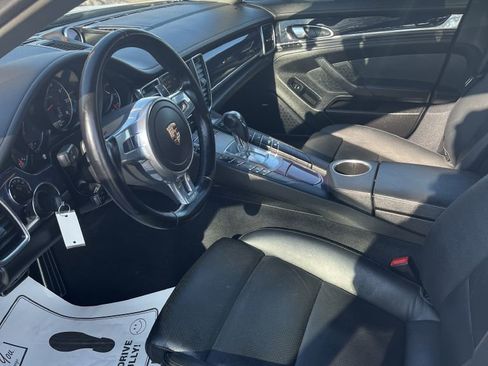 Used 2013 Porsche Panamera 4 Platinum Edition image 8