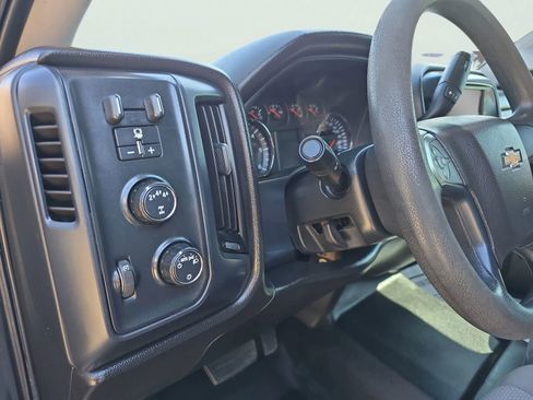Used 2019 Chevrolet Silverado 2500 W/T AWD/4WD image 12