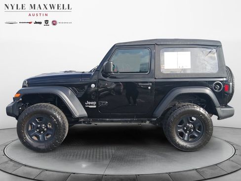 Used 2019 Jeep Wrangler Sport AWD/4WD image 13