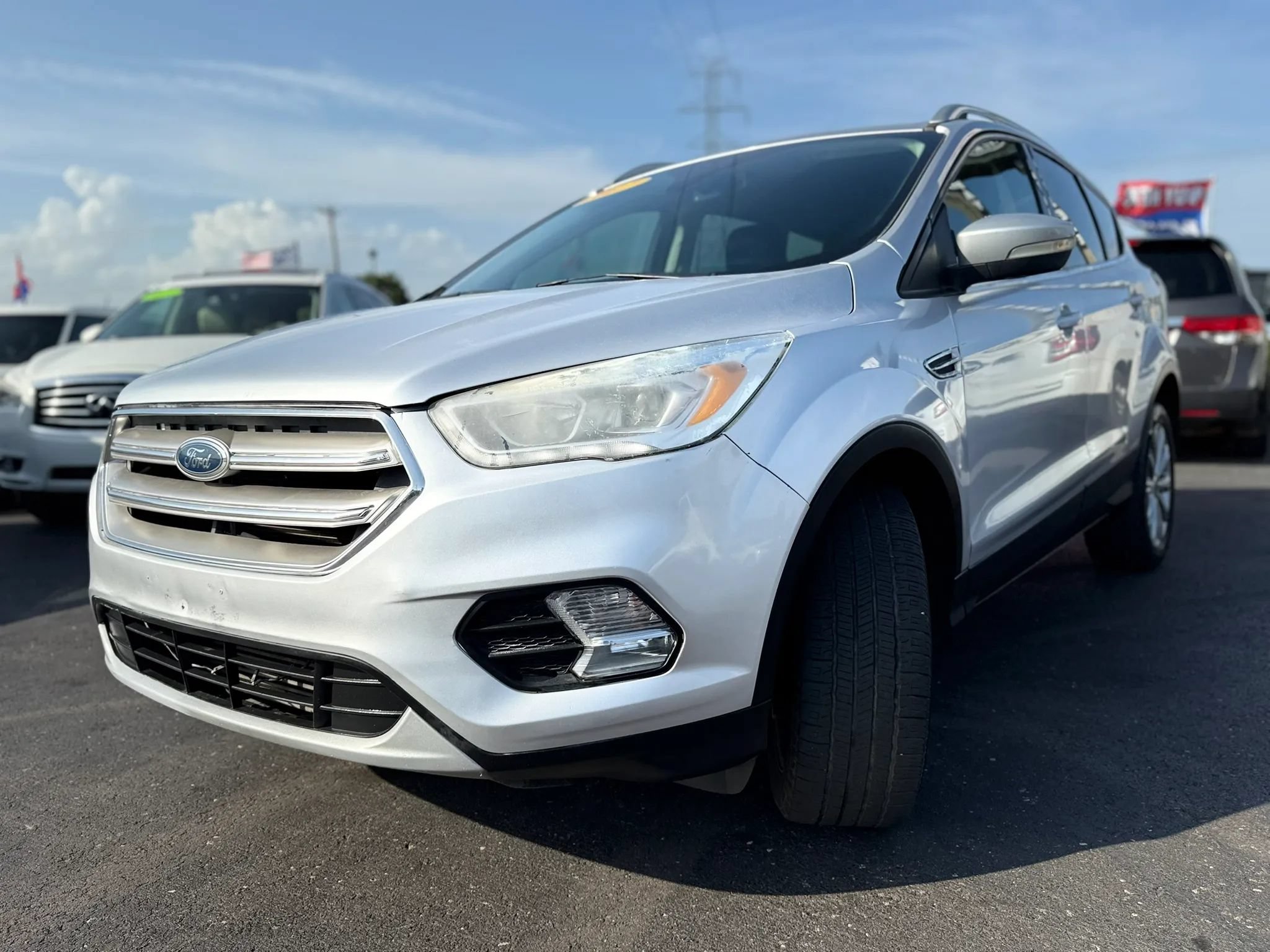 Used 2017 Ford Escape Titanium FWD image 7