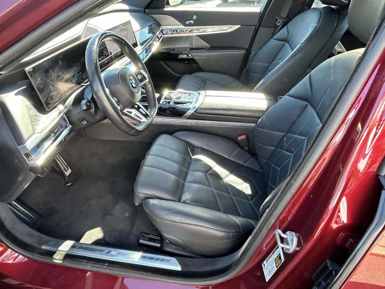 Used 2025 BMW 740i RWD image 11