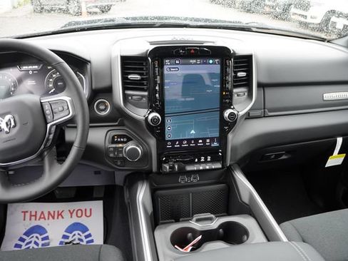 New 2026 RAM 1500 Big Horn AWD/4WD image 12
