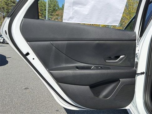 New 2026 Hyundai Elantra Blue image 21