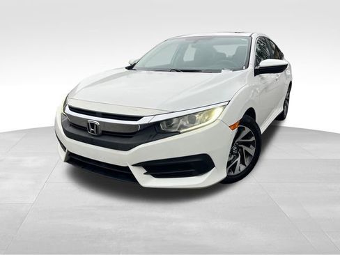Used 2018 Honda Civic EX image 9