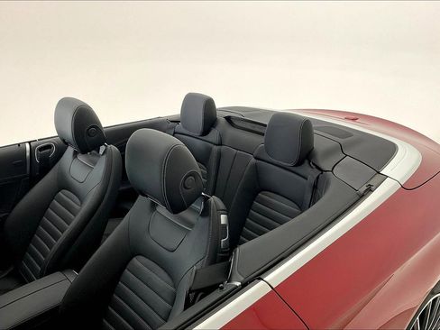 Used 2023 Mercedes-Benz C 300 4MATIC Cabriolet image 38