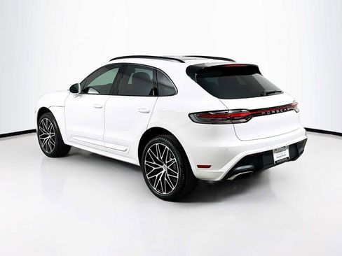 New 2026 Porsche Macan AWD/4WD image 3