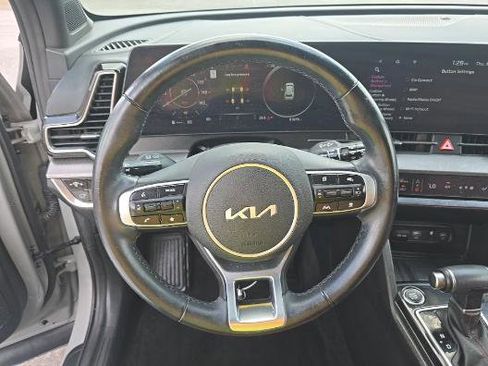 Used 2025 Kia Sportage SX FWD image 10