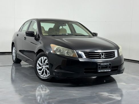 Used 2009 Honda Accord LX image 2