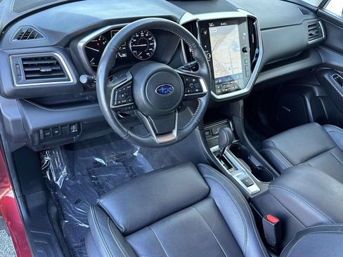 Used 2024 Subaru Ascent Limited w/ Technology Package AWD/4WD image 9