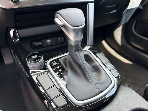 New 2026 Kia Seltos S FWD image 23