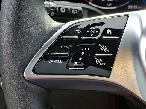 Used 2026 Mercedes-Benz GLC 300 4MATIC image 17