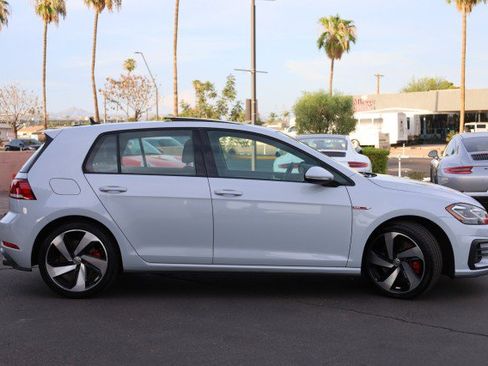 Used 2020 Volkswagen GTI SE FWD image 13