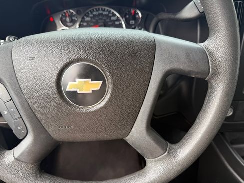 Used 2020 Chevrolet Express 3500 LT w/ LT Preferred Equipment Group image 14