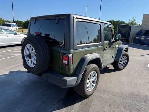 Used 2023 Jeep Wrangler Sport AWD/4WD image 4