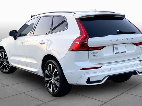 Used 2023 Volvo XC60 B5 Plus w/ Climate Package image 12