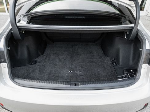 Used 2016 Lexus IS 200t image 56