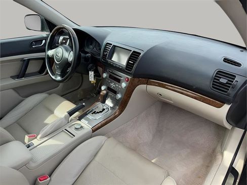 Used 2008 Subaru Outback 3.0R L.L. Bean AWD/4WD image 28