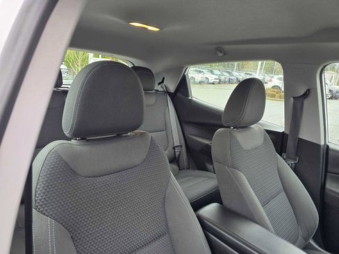 Used 2023 Chevrolet Bolt LT image 13