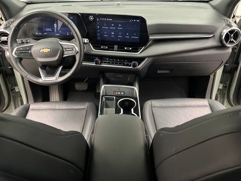 Used 2025 Chevrolet Equinox LT w/ Convenience Package II AWD/4WD image 40
