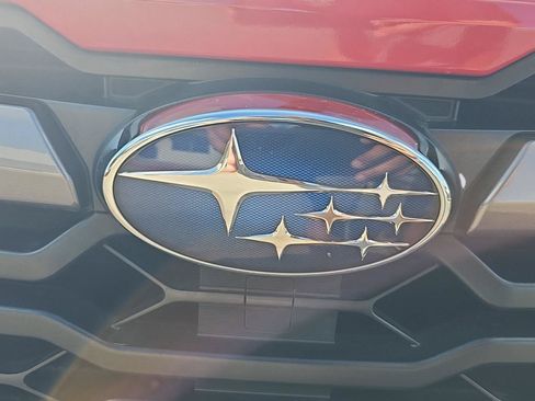 Used 2024 Subaru Crosstrek 2.0i Premium AWD/4WD image 9
