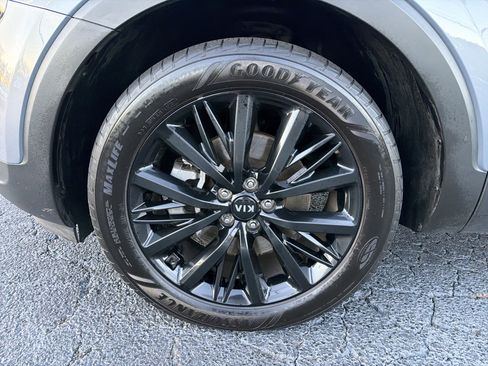 Used 2020 Kia Telluride SX image 11