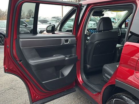 Used 2025 Hyundai Santa Fe SEL image 28