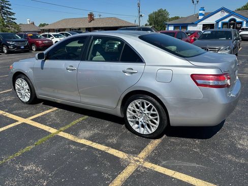 Used 2011 Toyota Camry FWD image 4