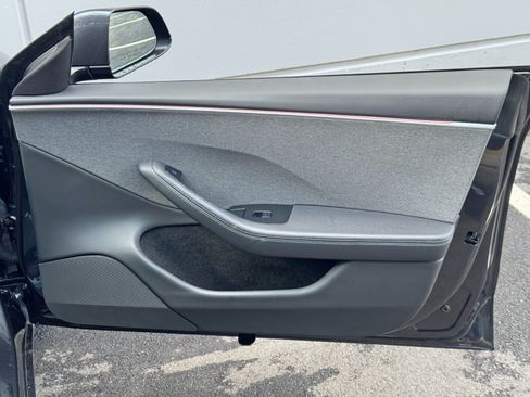 Used 2024 Tesla Model 3 RWD image 46