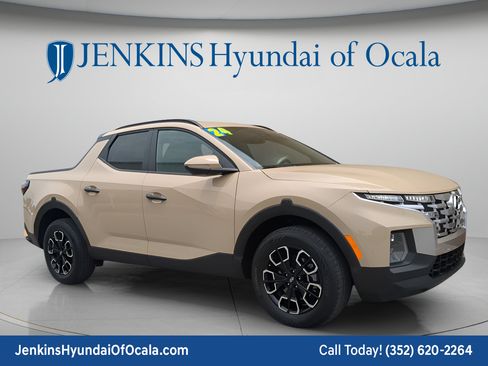 Certified 2024 Hyundai Santa Cruz SEL w/ Activity Package FWD image 9
