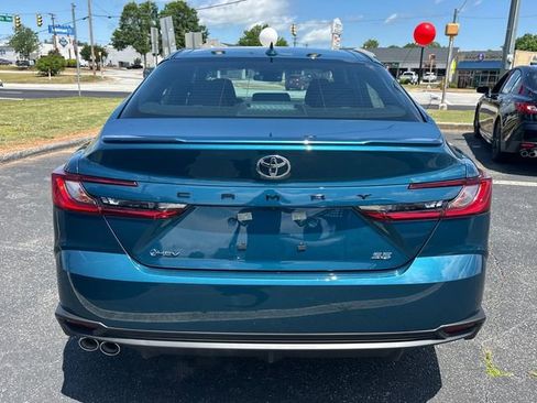 New 2026 Toyota Camry SE FWD image 4