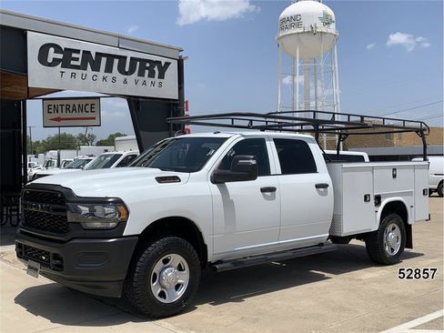 Used 2023 RAM 2500 Tradesman AWD/4WD image 1