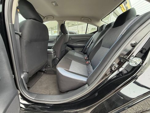 Used 2025 Nissan Versa SV FWD image 21