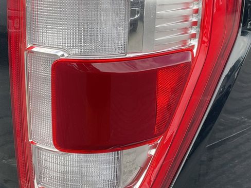 Used 2023 Ford F150 Lariat w/ Equipment Group 502A High image 9