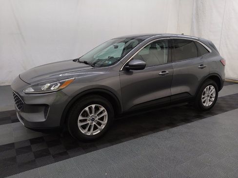 Used 2021 Ford Escape SE w/ Convenience Package AWD/4WD image 2