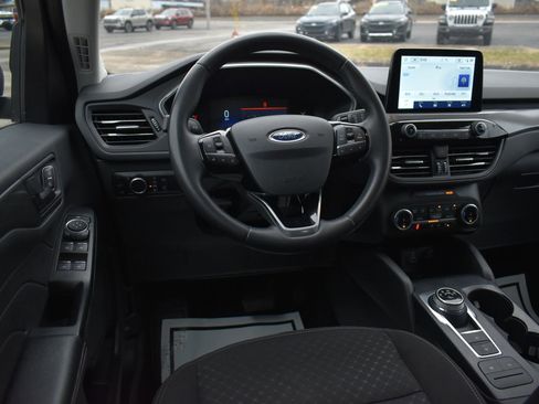 Used 2024 Ford Escape Active w/ Cold Weather Package image 19