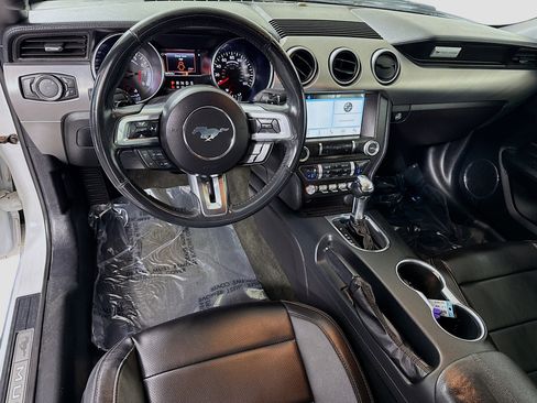 Used 2018 Ford Mustang Premium image 17