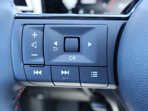 New 2026 Nissan Kicks SR w/ Cold Weather Package image 10