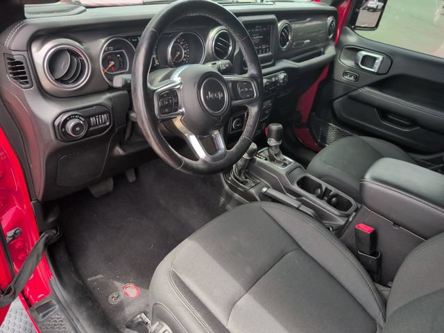 Used 2021 Jeep Wrangler Unlimited Sahara w/ Cold Weather Group AWD/4WD image 10