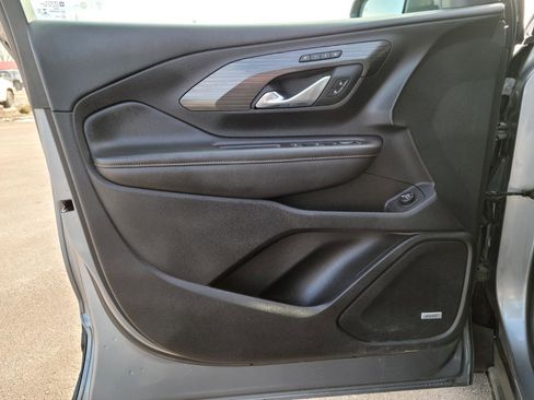 Used 2018 GMC Terrain SLT image 8