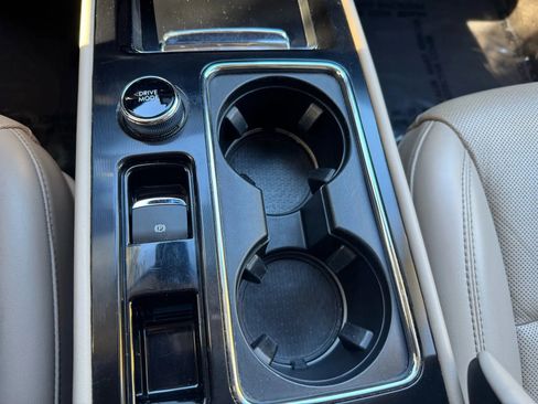 Used 2021 Lincoln Corsair Reserve w/ Equipment Group 201A image 25