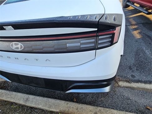 Used 2024 Hyundai Sonata SEL w/ Convenience Package image 9