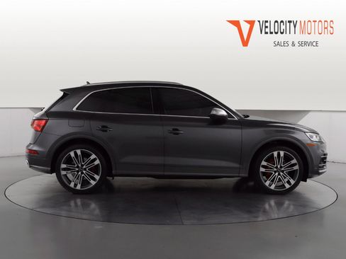 Used 2019 Audi SQ5 Prestige w/ Prestige Package image 6