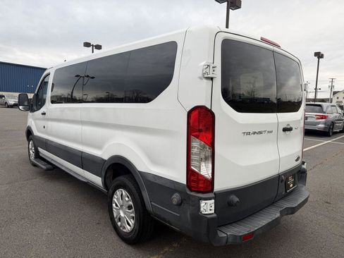 Used 2015 Ford Transit 350 XLT image 4