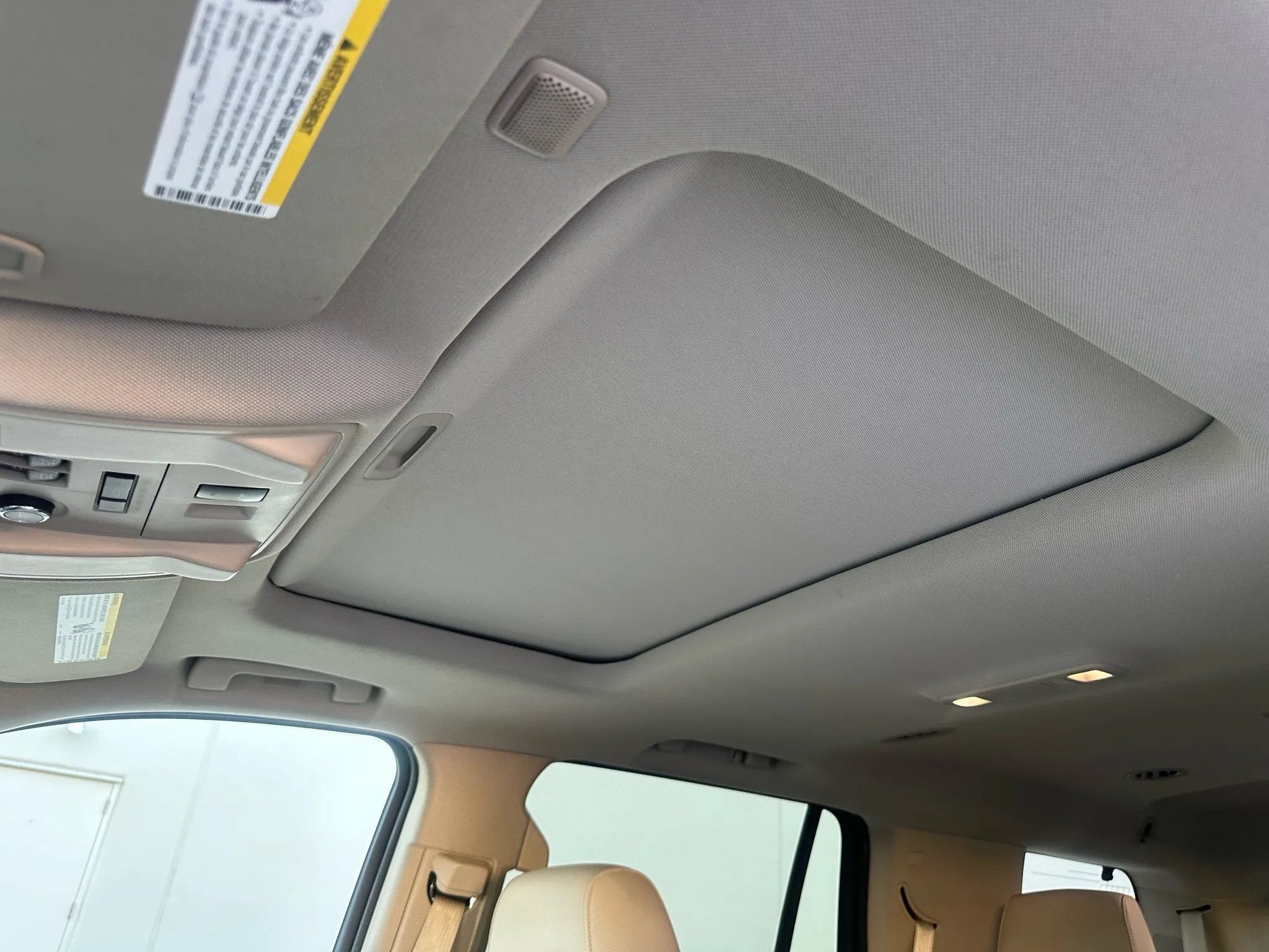 Used 2015 Cadillac Escalade Luxury AWD/4WD image 15