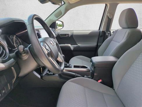 Certified 2022 Toyota Tacoma SR5 RWD image 15
