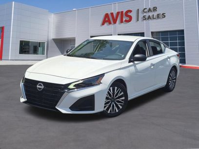 Used 2025 Nissan Altima 2.5 SV