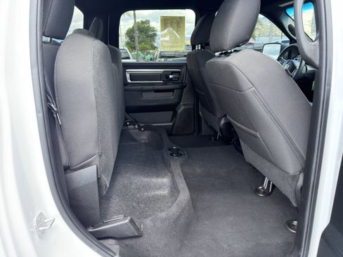 Used 2024 RAM 1500 Warlock AWD/4WD image 12